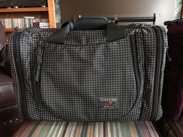 Aeronaut ballistic vs halcyon - TOM BIHN Forums