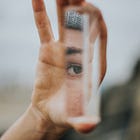 Zehirut: Illuminated Awareness
