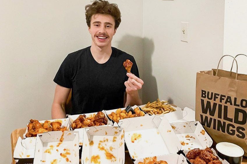 St. Peter's guard Doug Edert gets Buffalo Wild Wings NIL deal