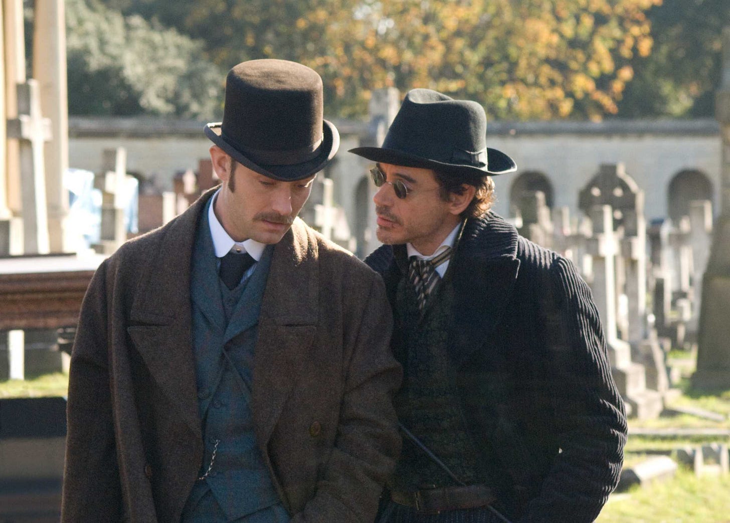 REVIEW: SHERLOCK HOLMES (2009) – Meaghan Walsh Gerard