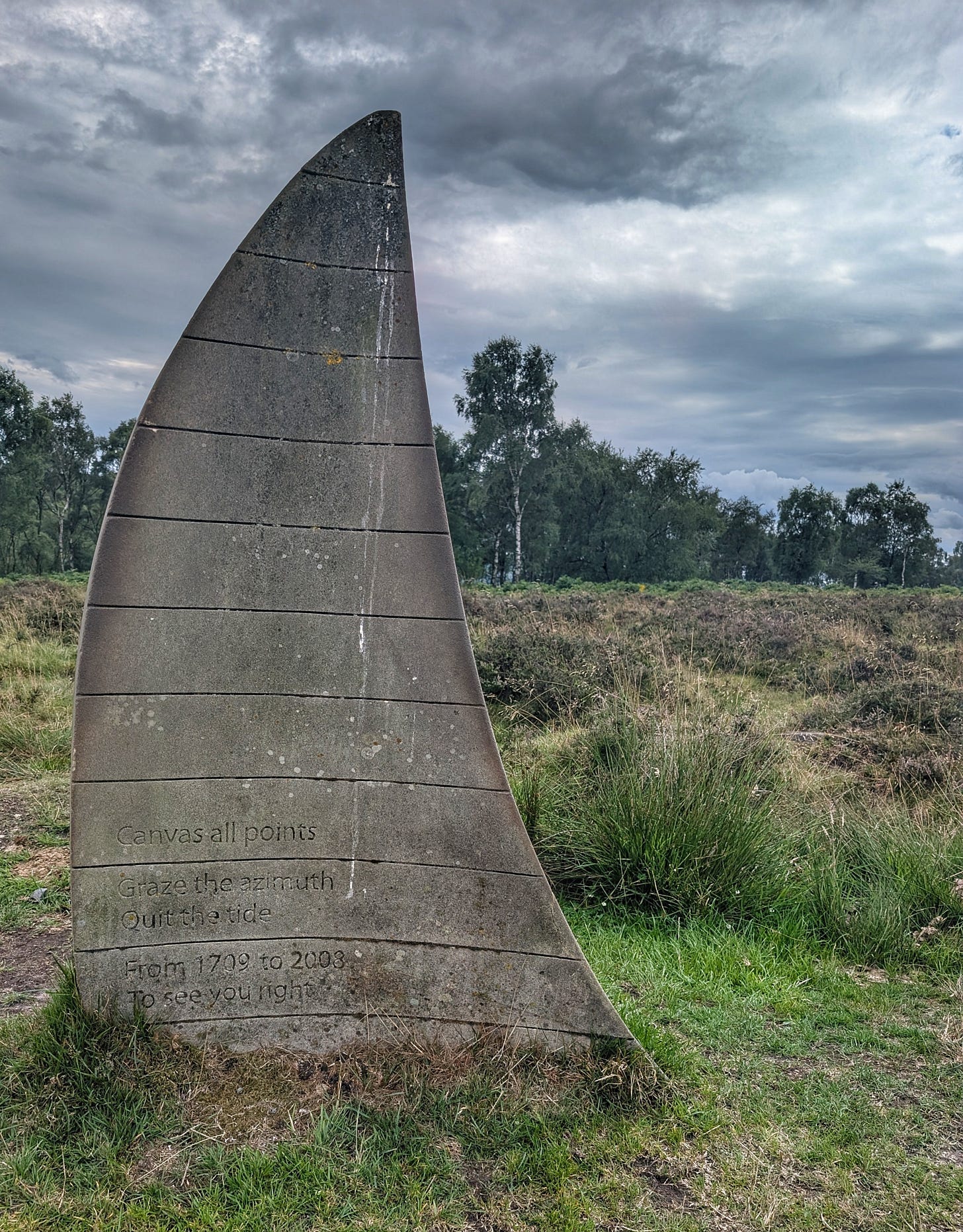 Picture of a companion stone near its corresponding guide stoop along Eaglestone flat.