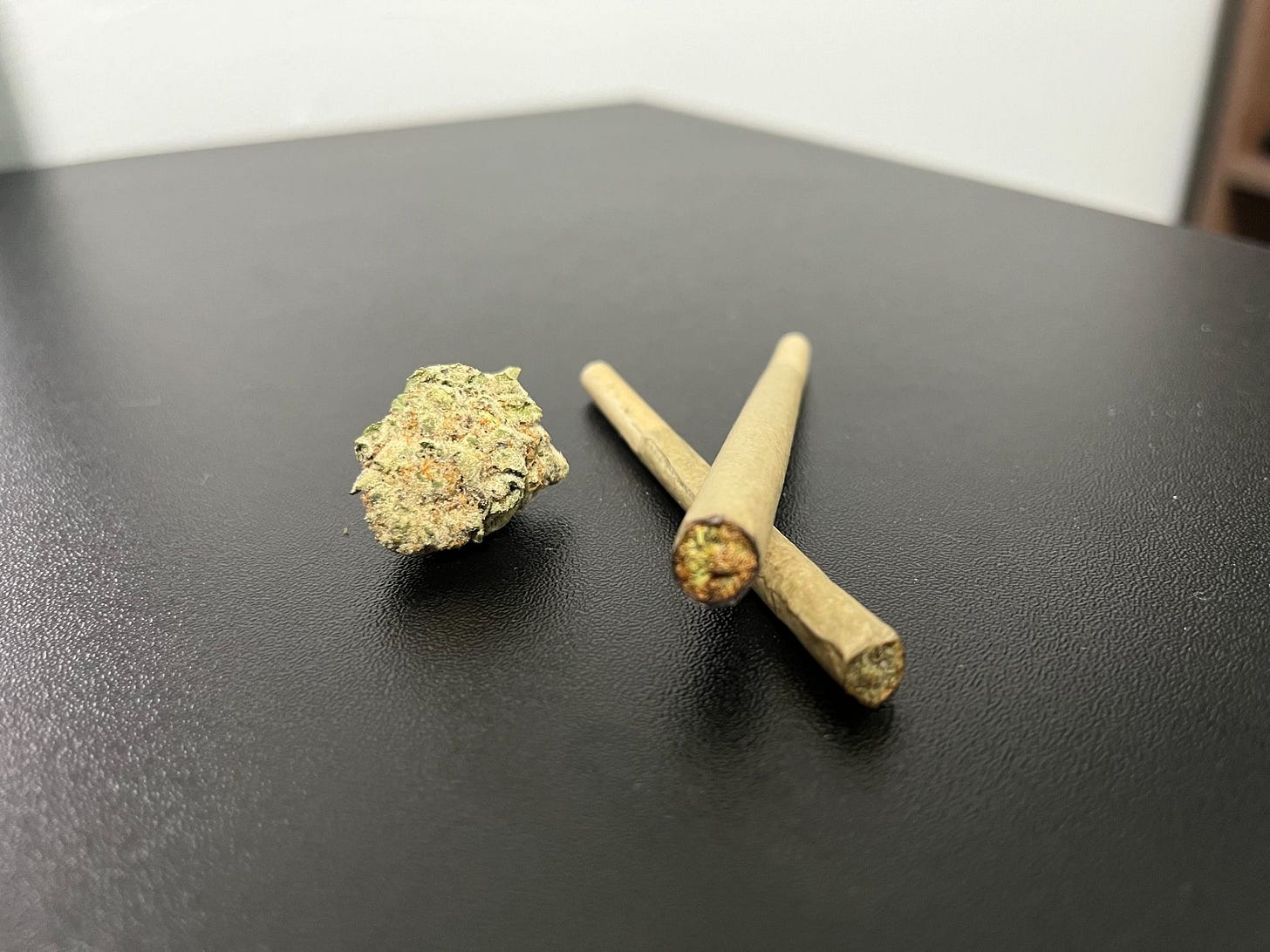 Marijuana bud and cigarettes (Credit: Mike LaSusa)