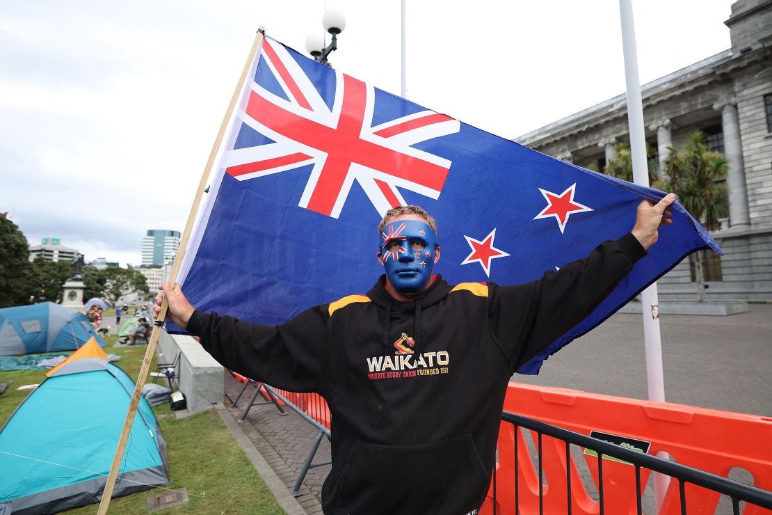 New Zealand weaponizes Barry Manilow, James Blunt and the 'Macarena' to  deter 'Freedom Convoy' | CNN