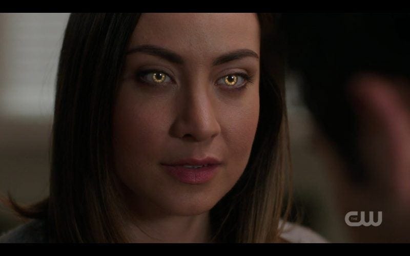 castille gives kelly yellow pregnant eyes supernaturl castille gives kelly yellow pregnant eyes supernaturl