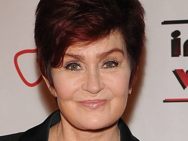sharon osbourne makes controversial oscar party speech for elton john 2015 sharon osbourne makes controversial oscar party speech for elton john 2015