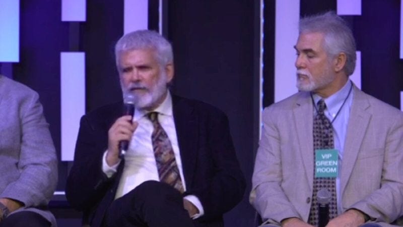Dr. Robert Malone (kiri).