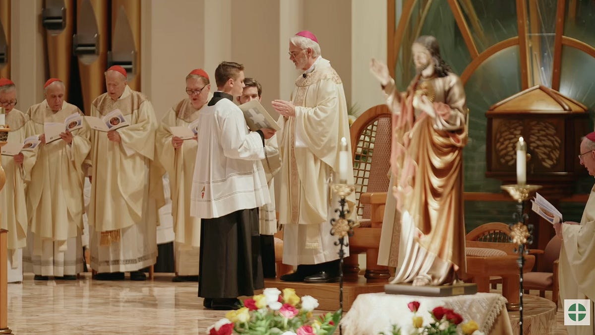 Bishops consecrate US to the Sacred Heart of Jesus