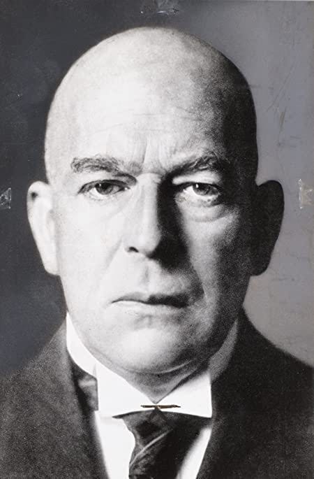 Genealogies of Modernity — Oswald Spengler and the Singularity