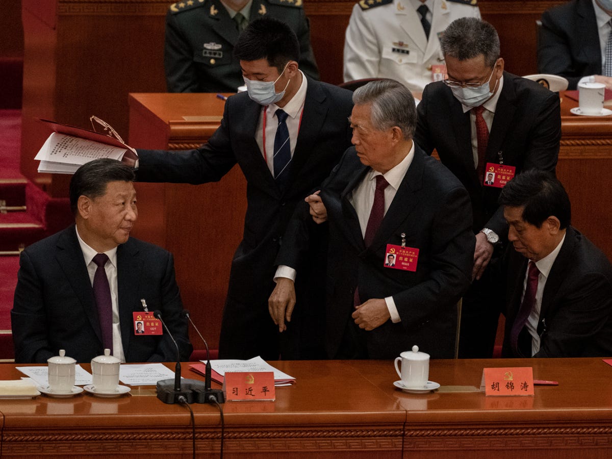 Did Xi Jinping Just Purge Hu Jintao at China's Party Congress?
