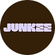 lets talk kpop by junkee <3's avatar