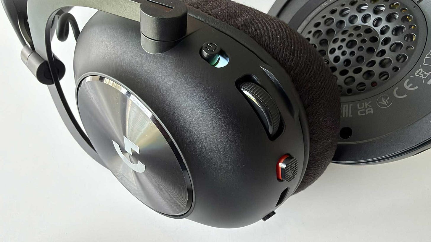 Logitech G Pro X3 Lightspeed controls