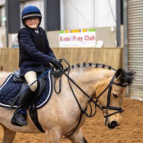 Qualifiers draw crowds to Causeway and Glens show