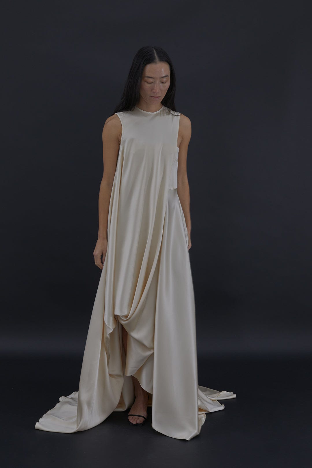 13 non-traditional wedding looks - by Angharad Jones Best