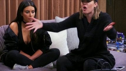 khloe kardashian reacts to rob baby news khloe kardashian reacts to rob baby news