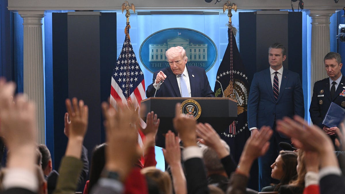 Unhinged Trump Threatens to Jail Reporters, Media Elite Can’t Wait to Party With Him