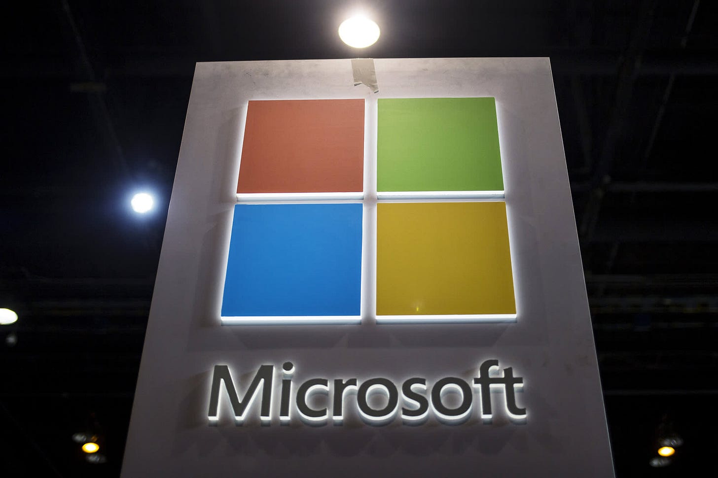 Microsoft, major banks strike blockchain deal