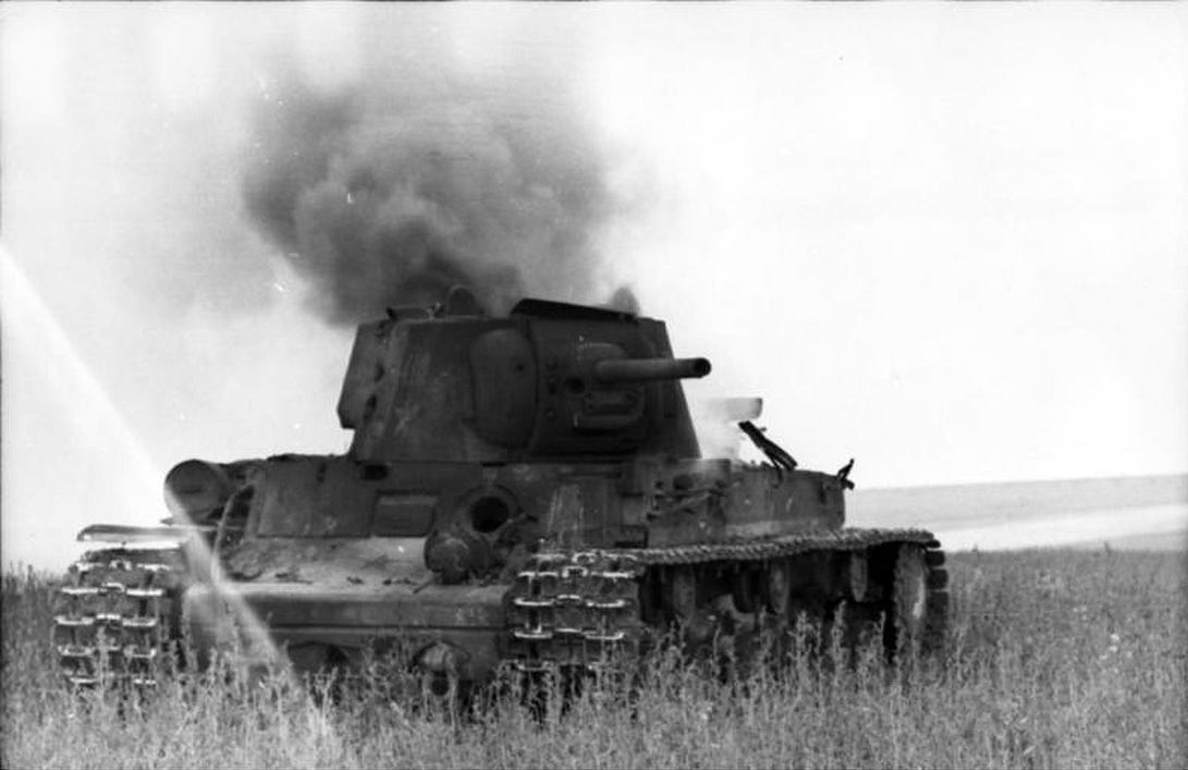 The Soviet KV-1 Tank Blundered Its Way Into History