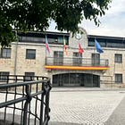 El Ayuntamiento pinta su balcón con los colores de la bandera de España