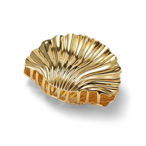 Images of shell accessories