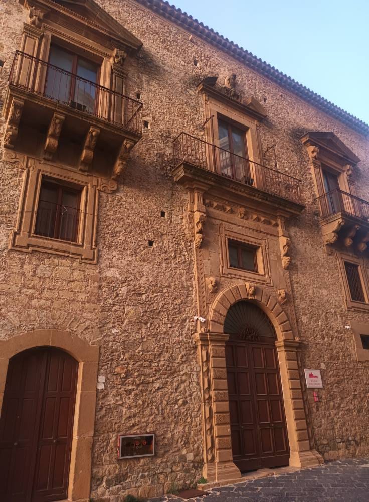 No photo description available.