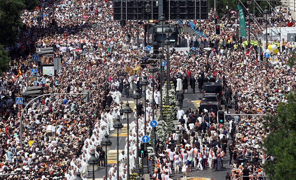 Pope Leo Draws Crowd of 1.2 Million Without Hosting UFC Fight