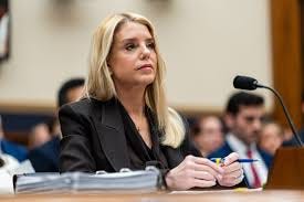 Former Attorney General Jeff Sessions (L); Former Attorney General Pam Bondi 