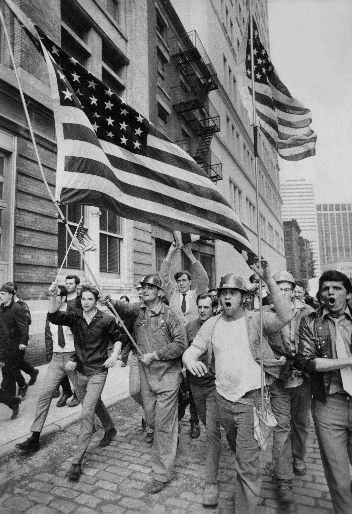 The 'Hard Hat Riot' Was a Preview of Today's Political Divisions - The New  York Times