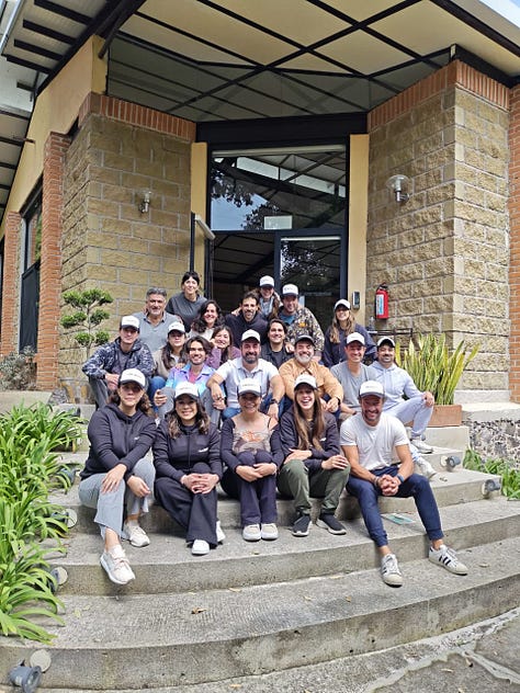 Me hubiera encantado agregar cientos de fotos que tengo de los diferentes procesos... Pero bueno, un botoncito de muestra...