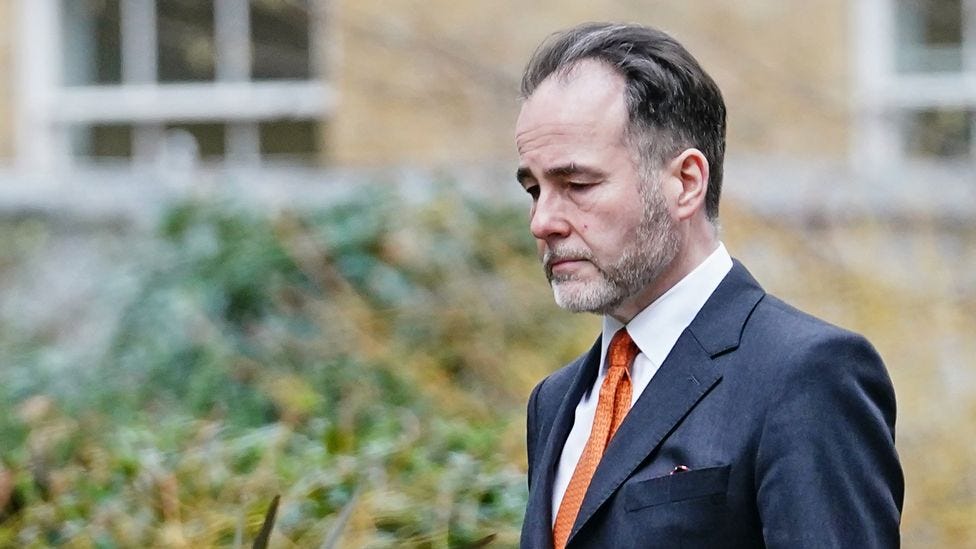 Chris Pincher: Call to suspend Tory MP after groping allegations - BBC News