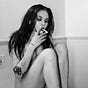 T. ❦'s avatar