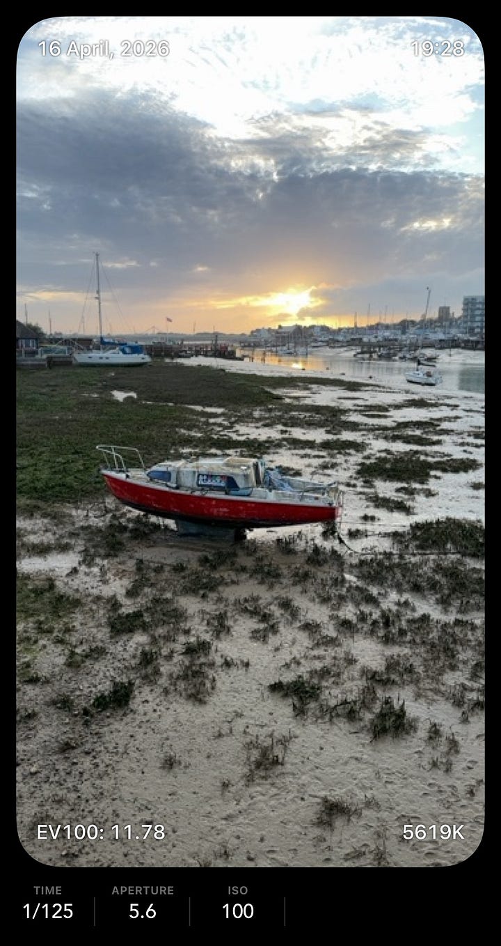 The view and the resulting image. River Adur on Harman Azure