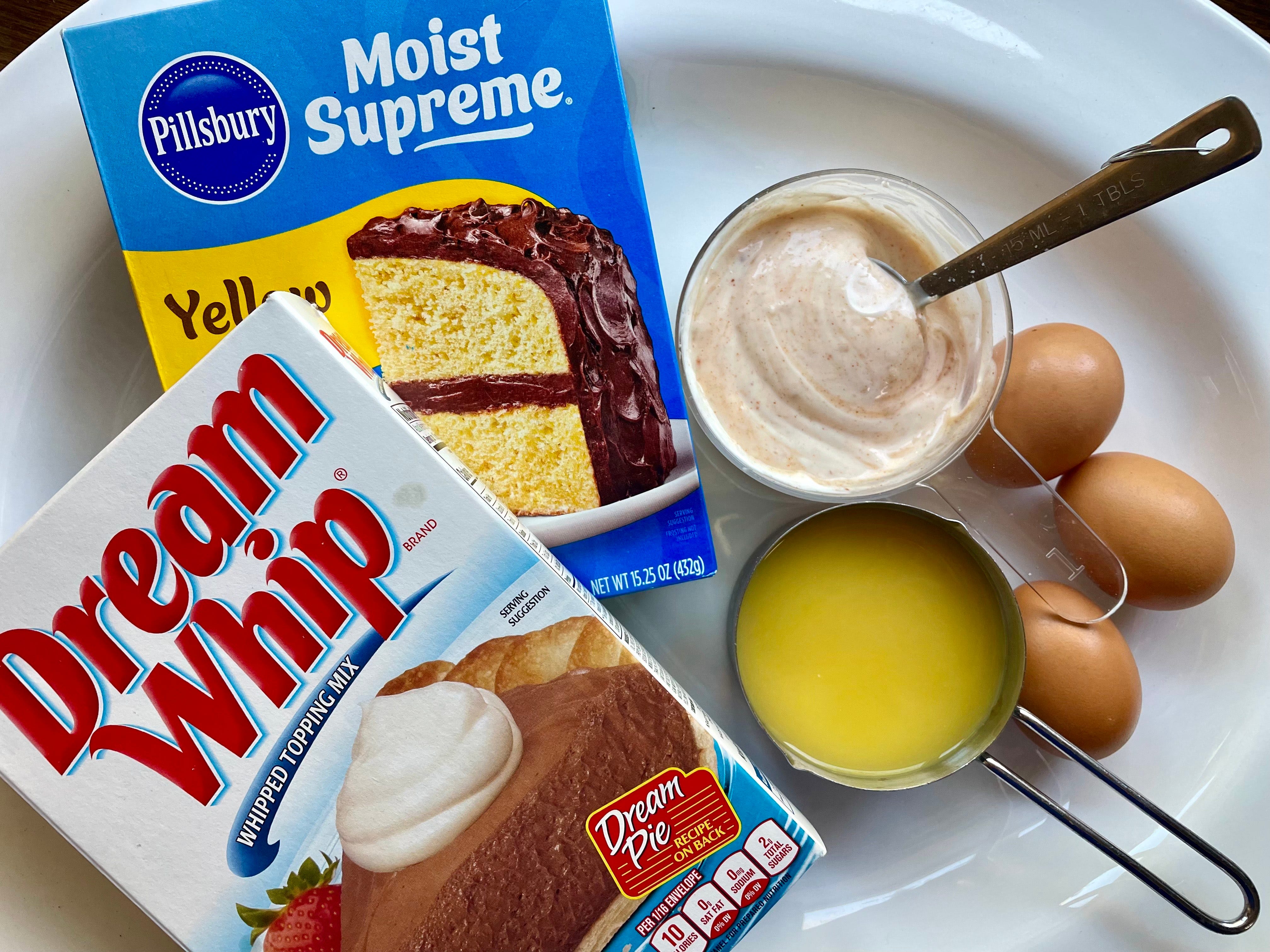 Vintage Recipe Roulette: 1970s? Dream Whip Orange Cake