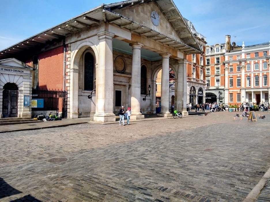 A building with columns and a clock on the front
AI-generated content may be incorrect. A building with columns and a clock on the front
AI-generated content may be incorrect.
