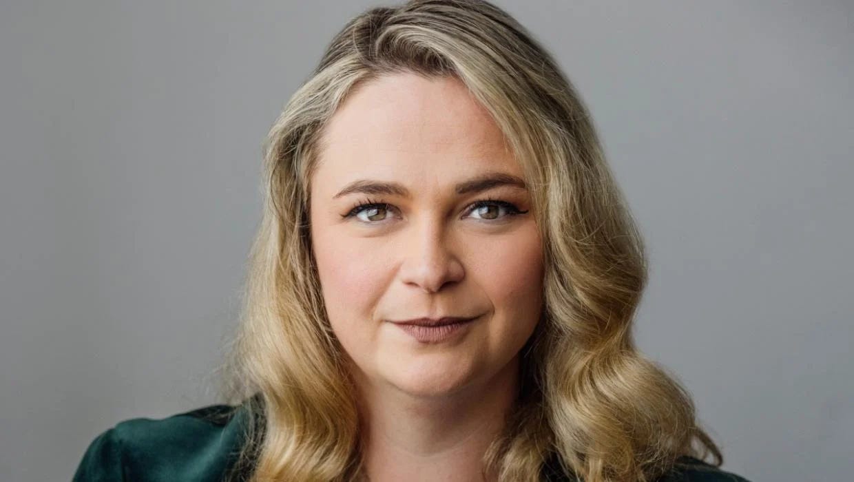 Foreign wars shouldn't decide whether New Zealand keeps moving, writes Verity Johnson.