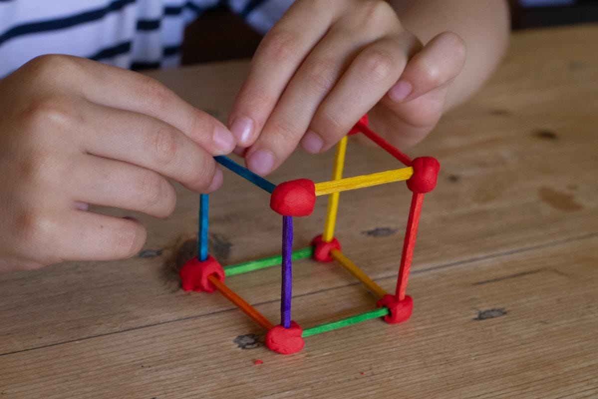 Drawing without a pencil: arranging materials for early writing success Drawing without a pencil: arranging materials for early writing success