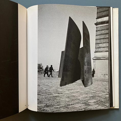 Richard Serra, Edited by Ernst-Gerhard Güse, with contributions by Yves-Alain Bois, Douglas Crimp, Richard Serra & Armin Zweite, Translation by Michael Robinson and John Shepley, Rizzoli, New York, NY, 1988 [Galerie m, Bochum / Verlag Gerd Hatje, Stuttgart, 1987] [Saint-Martin Bookshop, Bruxelles-Brussel. Art: © Richard Serra / ARS, New York]