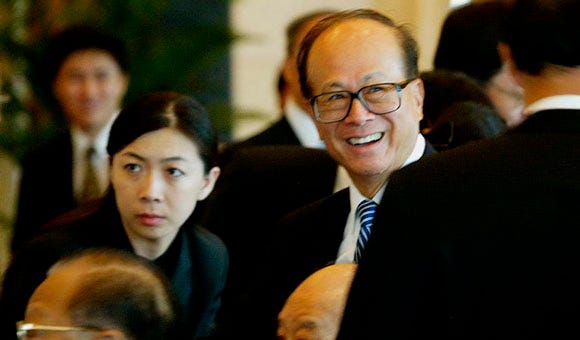 Li Ka-shing's selling 'not pull-out signal'|Industries|chinadaily.com.cn
