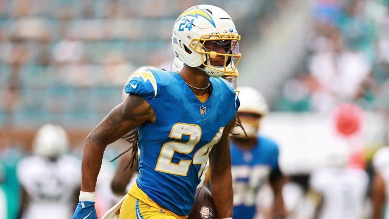 Chargers Urged to Keep $2.5 Million Defender Chargers Urged to Keep $2.5 Million Defender