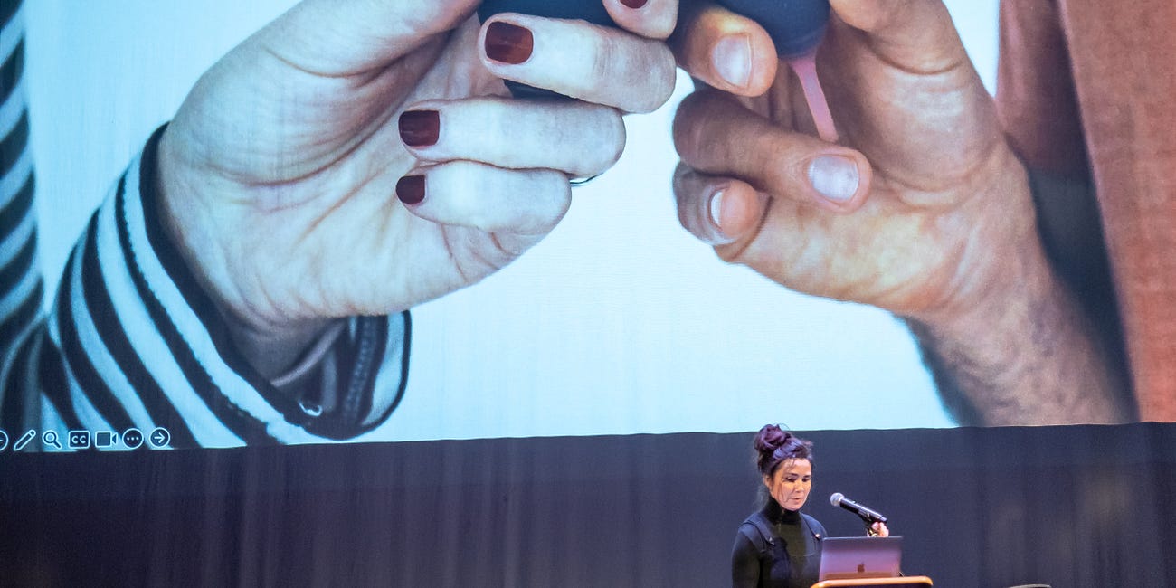 Influencer Feminism and the Viral Grab