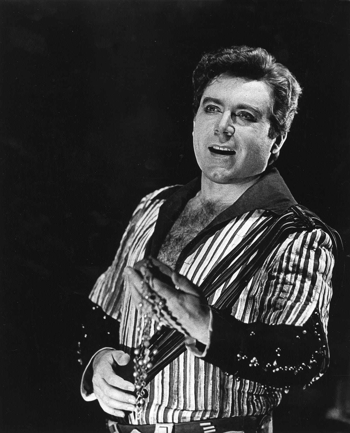 Peter Schreier, 84, Elegant German Tenor Who Also Conducted, Dies - The New  York Times