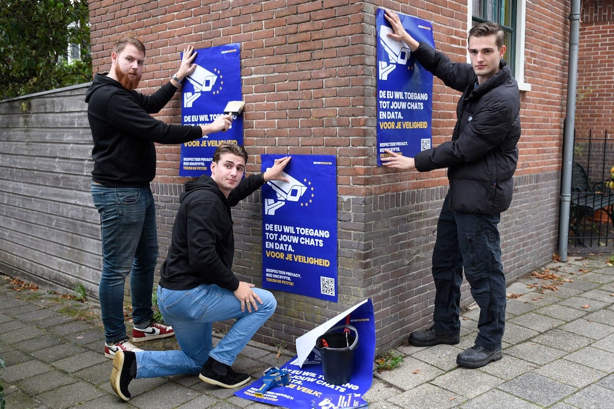Een bedrijf uit Woerden startte een petitie gestart tegen een EU-wetsvoorstel over digitaal meekijken. Een bedrijf uit Woerden startte een petitie gestart tegen een EU-wetsvoorstel over digitaal meekijken.