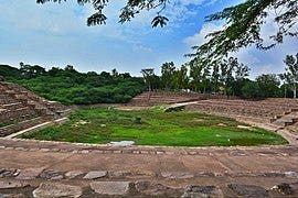 File:Suraj Kund Masonary 059.jpg