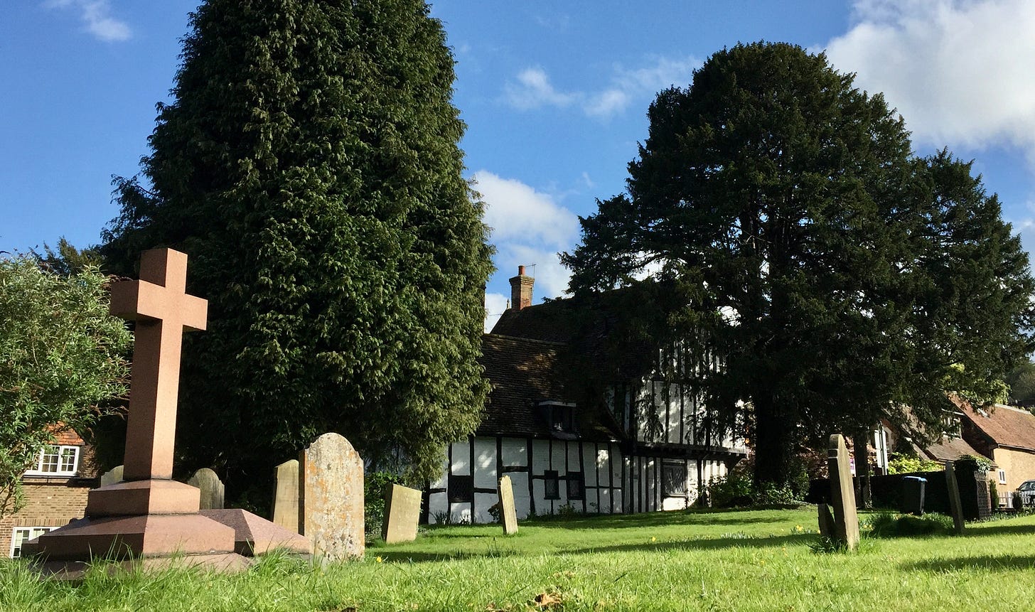 he churchyard of St Mary's Church, Northchurch he churchyard of St Mary's Church, Northchurch