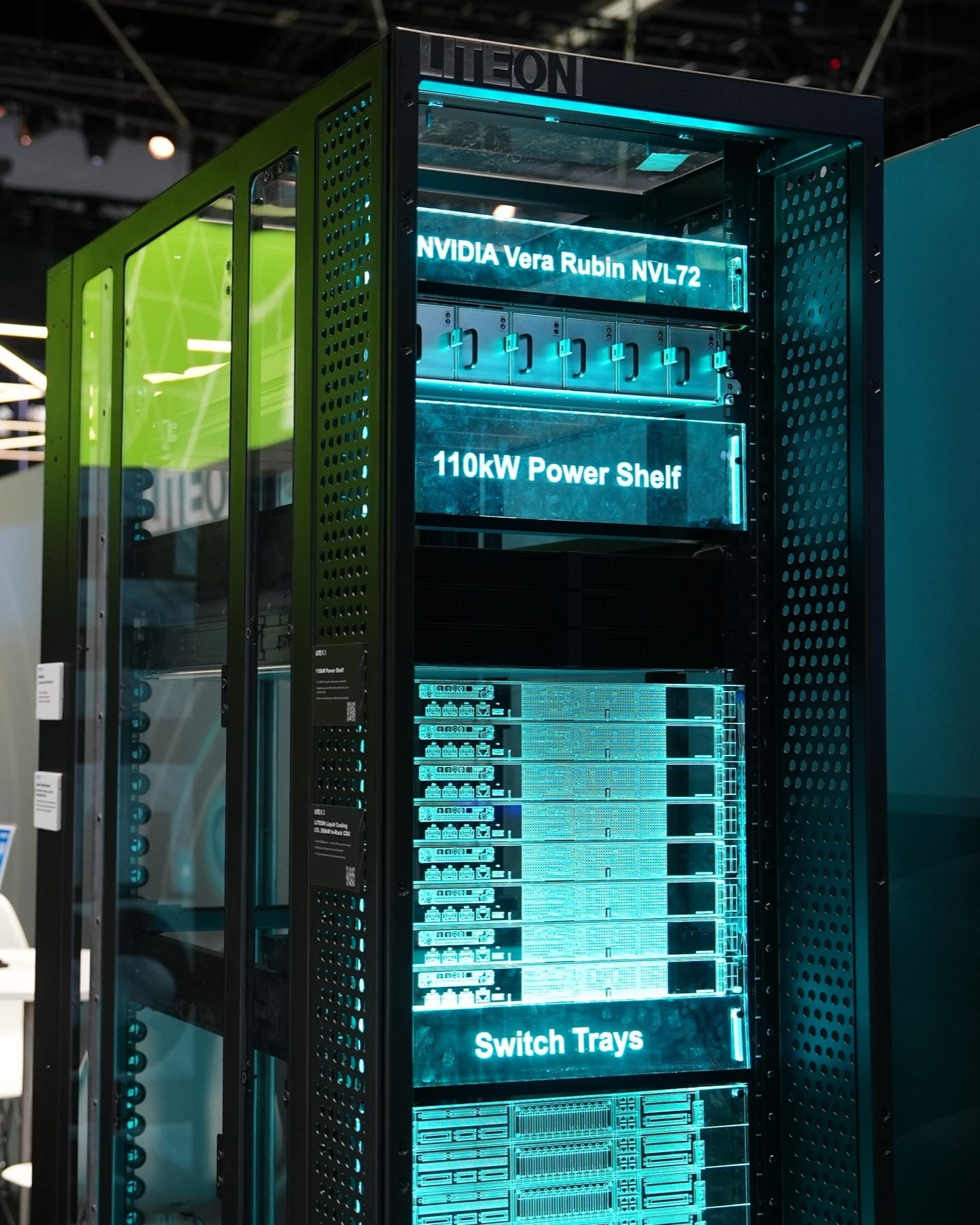 光寶 GTC 2026 展示 110kW Power Shelf 與 Vera Rubin NVL72 機架式平台(圖:光寶官方新聞中心) 光寶 GTC 2026 展示 110kW Power Shelf 與 Vera Rubin NVL72 機架式平台(圖:光寶官方新聞中心)
