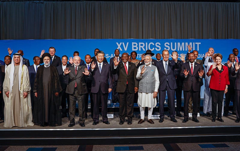 Presidente da República, Luiz Inácio Lula da Silva e presidentes dos países amigos do BRICS, posam para foto oficial após a reunião do grupo. 