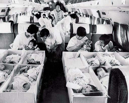 전세기 타고 해외입양 간 '2198＋α'명, 잘 살고 있을까 | 세계일보