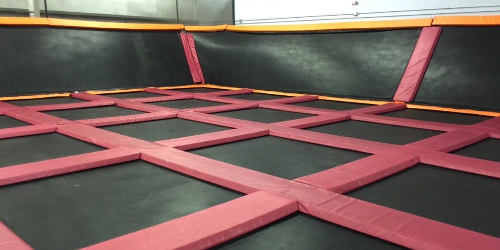 itrampoline-hawaii-07-field itrampoline-hawaii-07-field