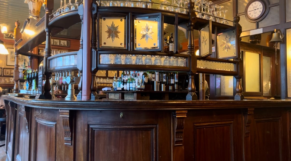 Snob screens at The Lamb, London