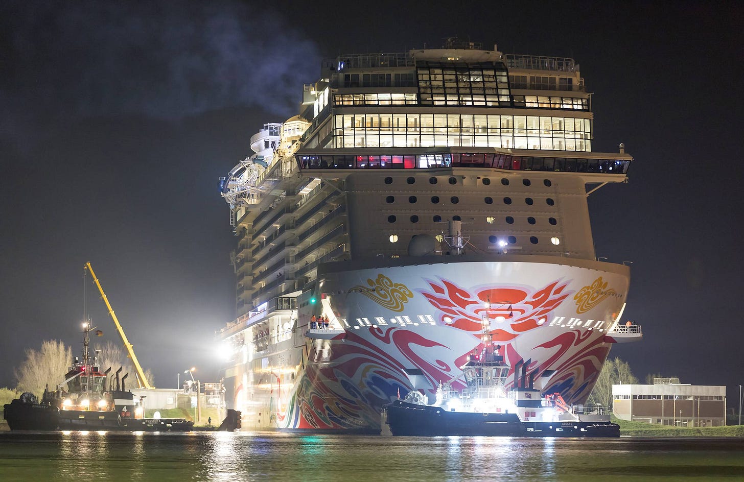 China-Bound Norwegian Joy Sets Sail