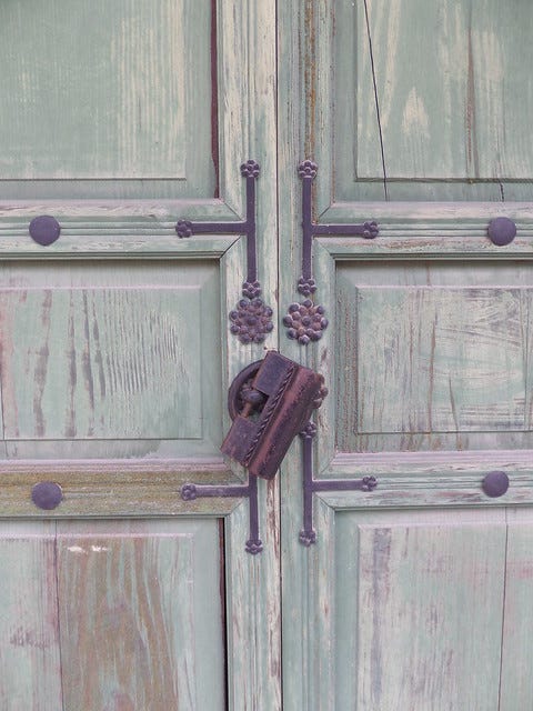 Door Lock at Changdeokgung Palace Door Lock at Changdeokgung Palace